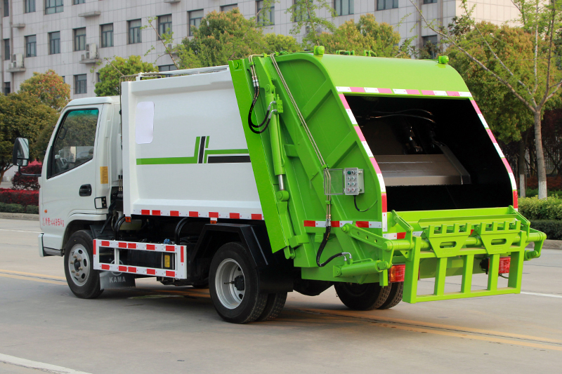 国六 蓝牌 4方 凯马压缩垃圾车