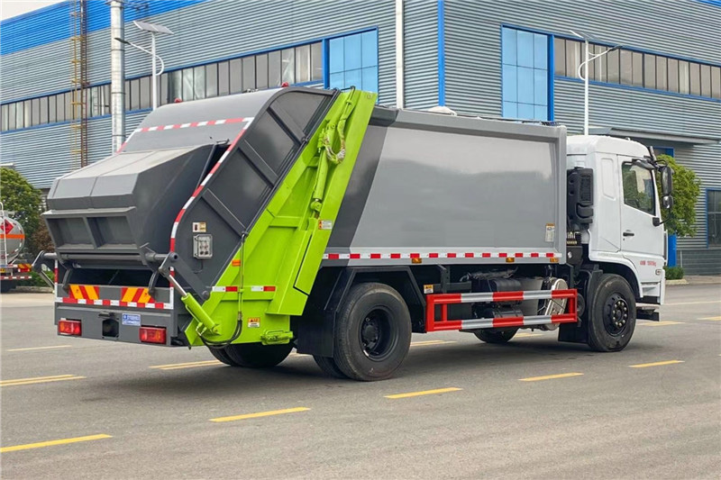 东风专底14方 压缩垃圾车