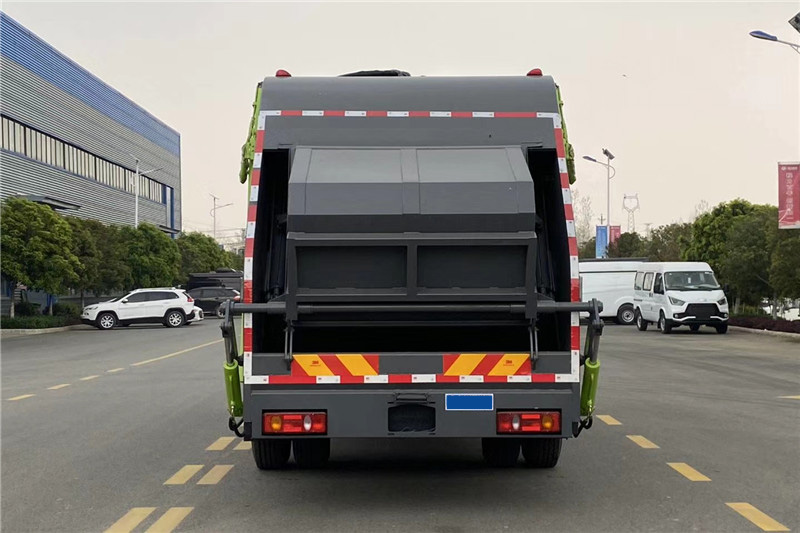 东风专底14方 压缩垃圾车