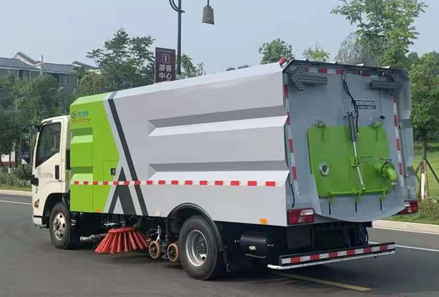 江铃洗扫车