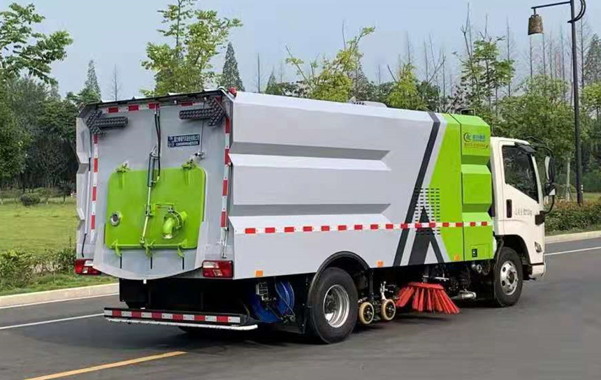 江铃洗扫车