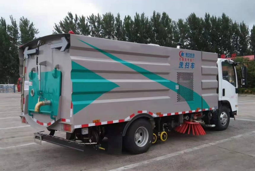 五十铃洗扫车