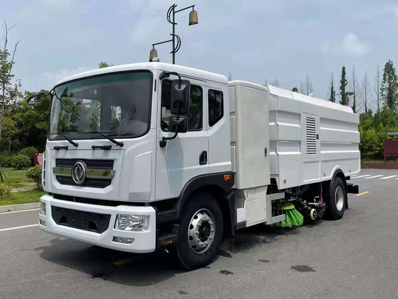 东风18吨电动洗扫车