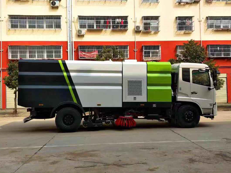 东风天锦洗扫车