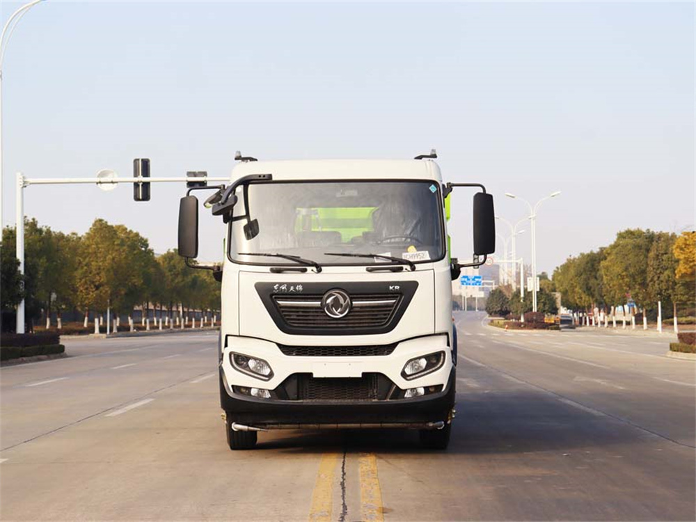 东风天锦洗扫车 16方