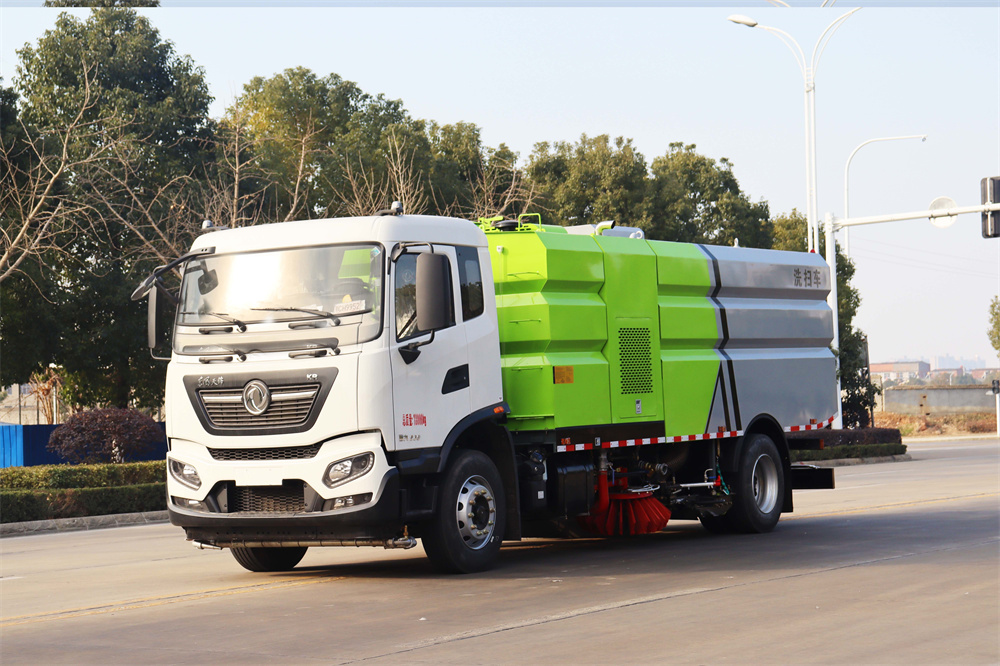 东风天锦洗扫车 16方