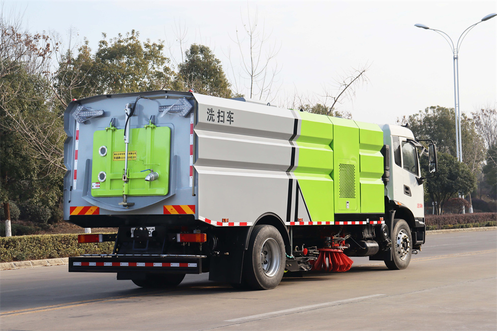 东风天锦洗扫车 16方