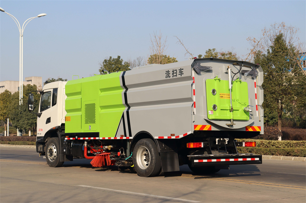 东风天锦洗扫车 16方