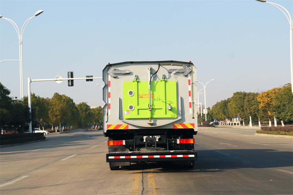 东风天锦洗扫车 16方